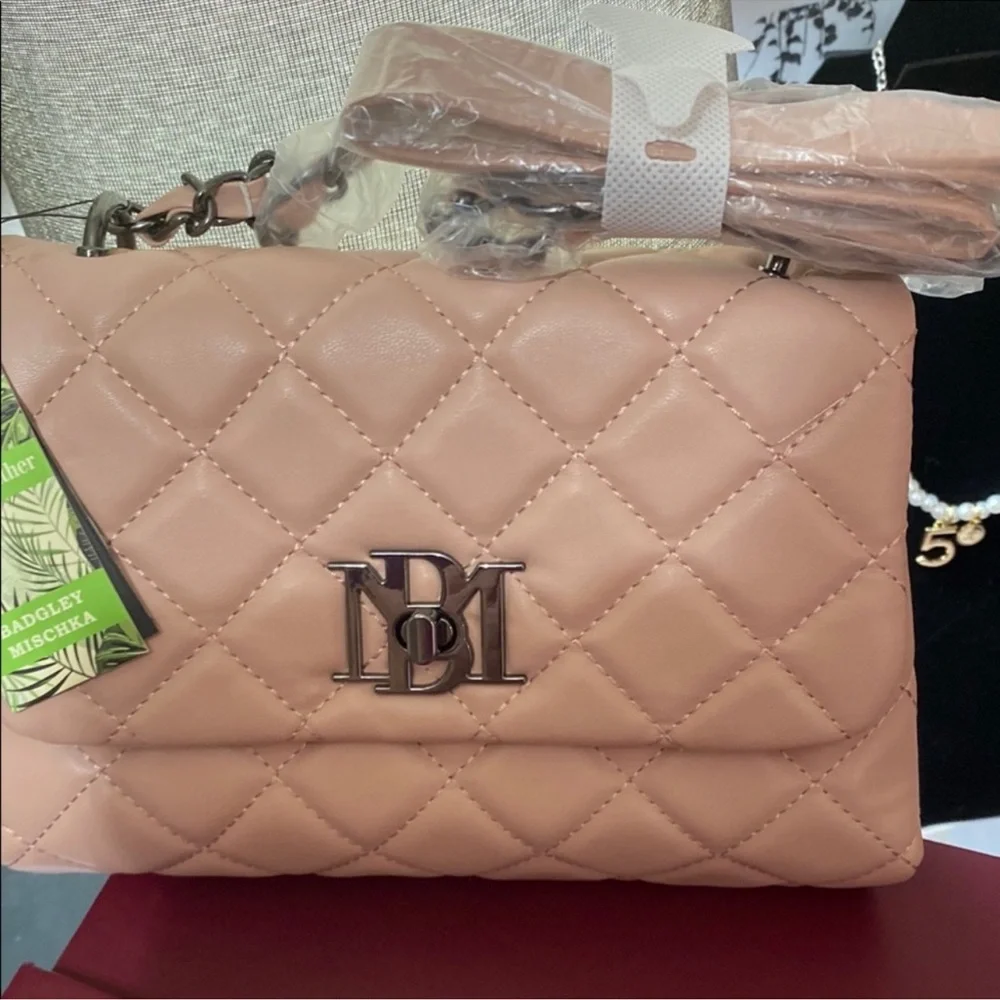 Badgley Mischka Quilted Blush Pink Messenger/Crossbody Bag